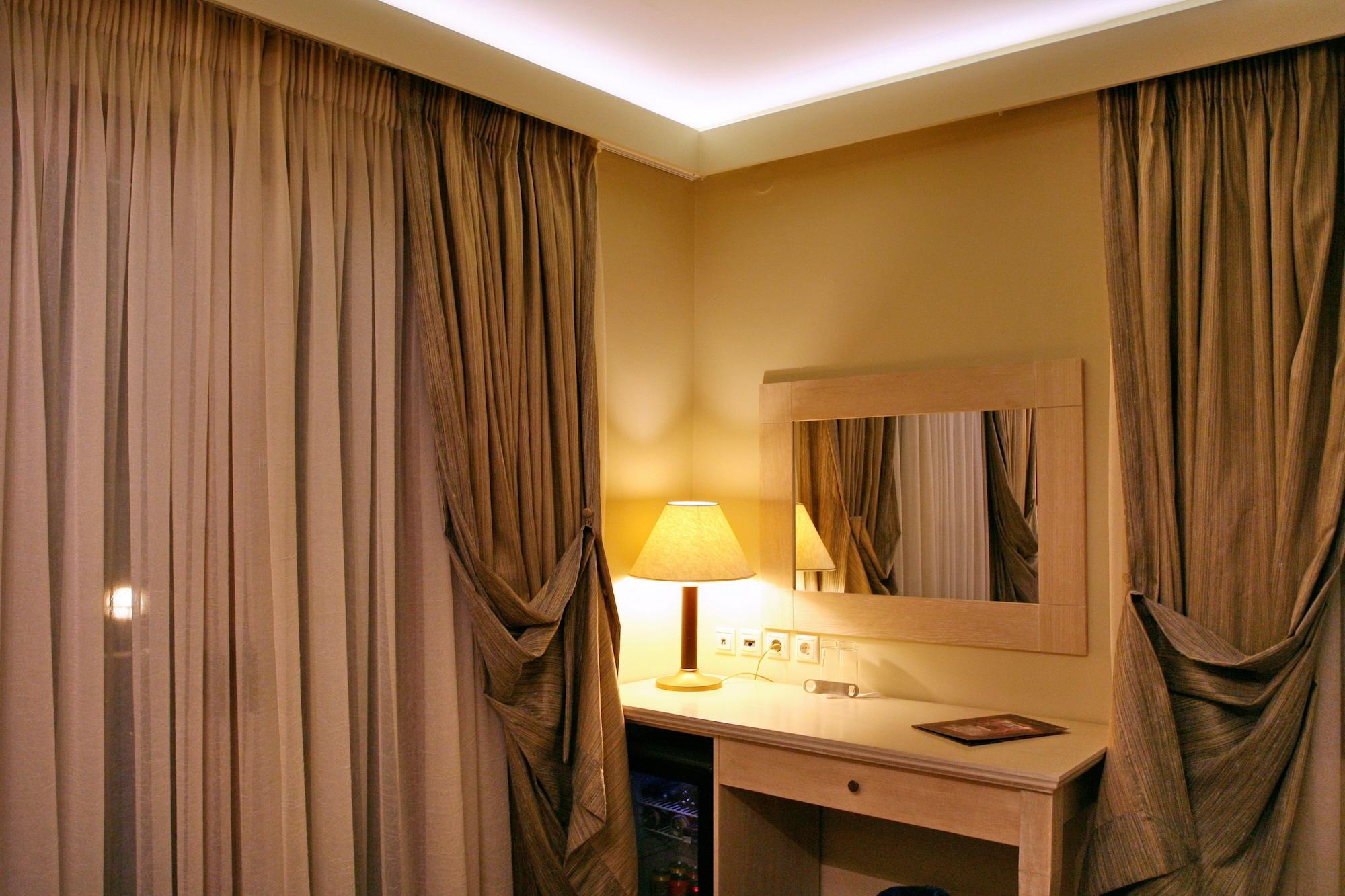 Theofilos Paradise Boutique Hotel Mytilíni Kültér fotó